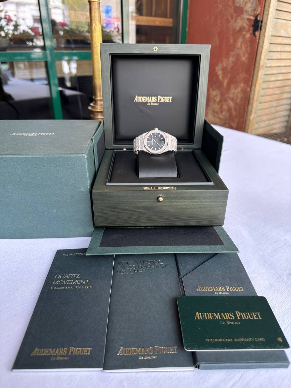 Audemars Piguet Royal Oak Frosted 67653BC.GG.1263BC.02